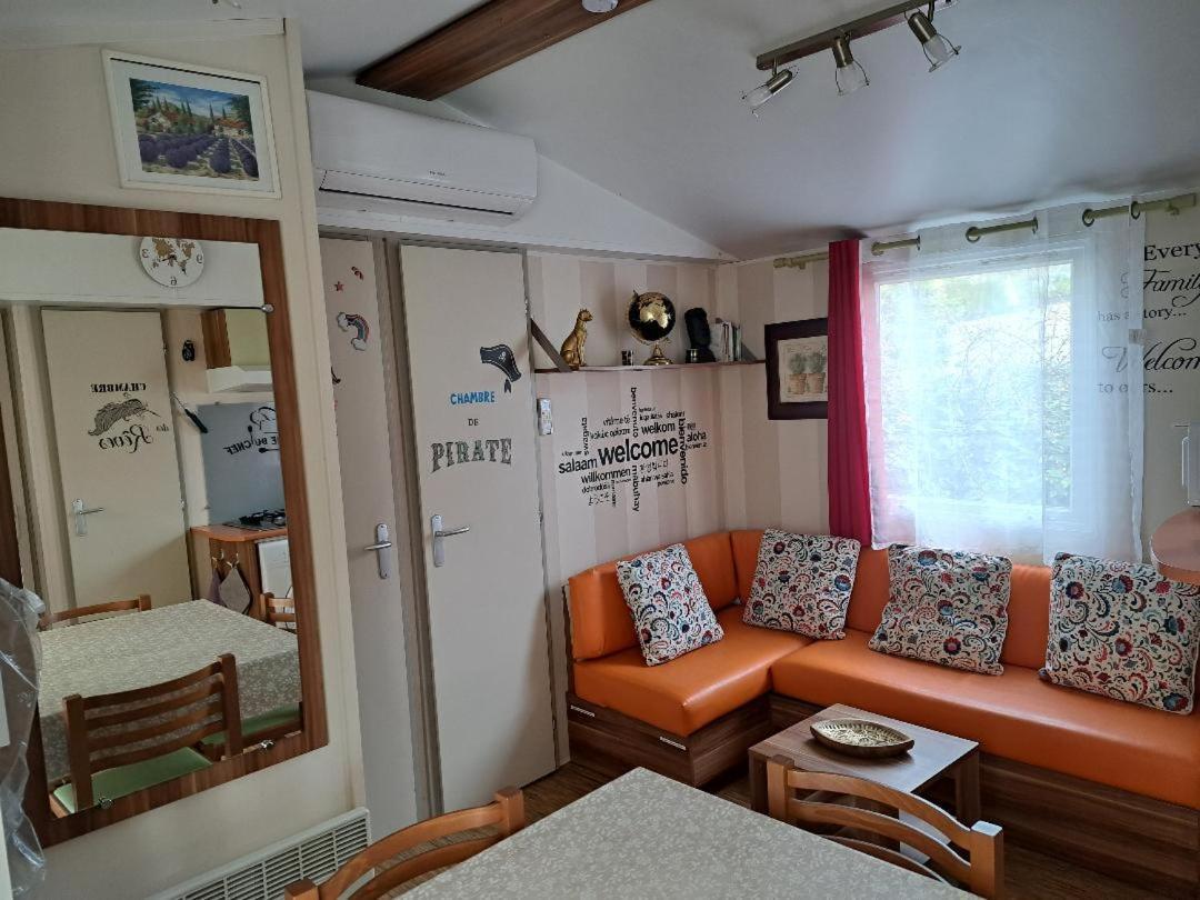 Mobile home tout confort Alexandre La Roque-d'Antheron Extérieur photo